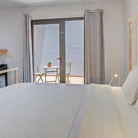 Apartment White Mountain By Aloha Bay